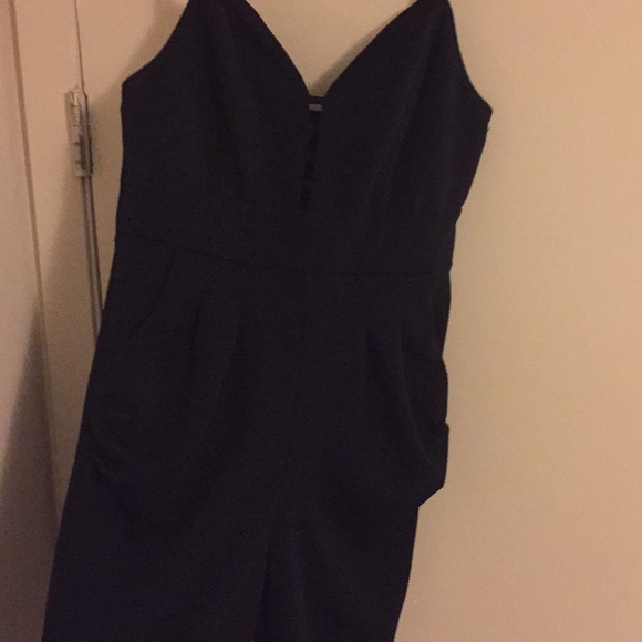 One piece - Picture 3 of 4